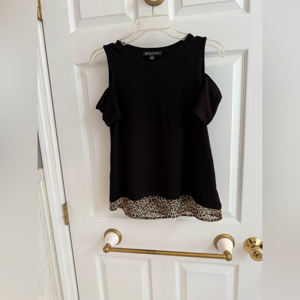 INC International Concepts Black Sleeveless Cold Shoulder Ruffled hem top